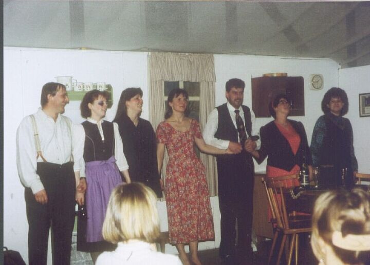 Theater96.jpg (53316 Byte)